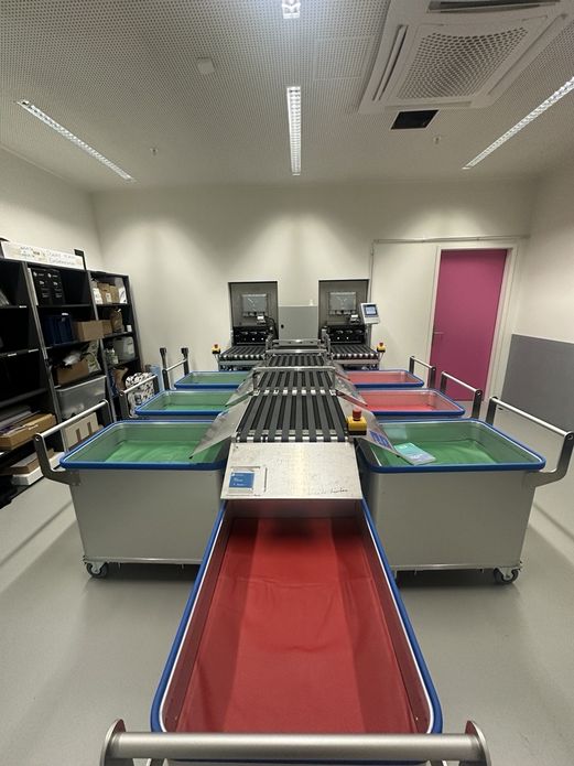 automatischer Rückgabeautomat